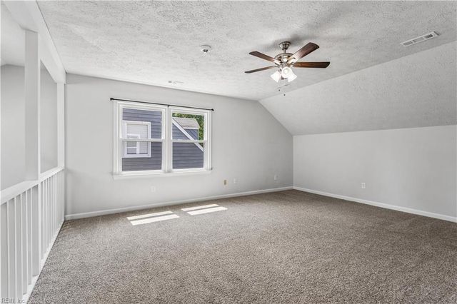934 Elton Hall CIR, Newport News, VA 23608