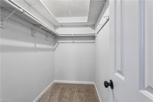 934 Elton Hall CIR, Newport News, VA 23608