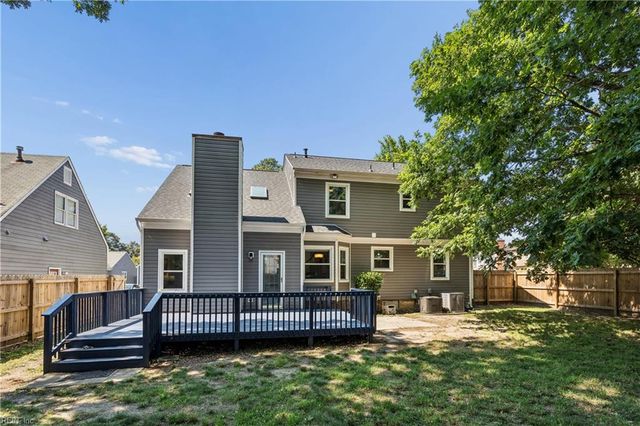 934 Elton Hall CIR, Newport News, VA 23608
