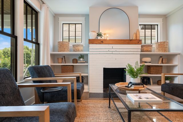 922 Lawrence Ave, Nashville, TN 37204