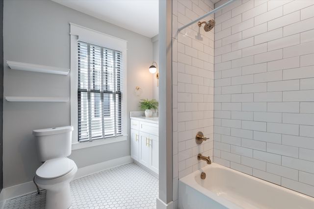 922 Lawrence Ave, Nashville, TN 37204