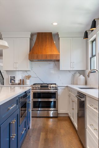 922 Lawrence Ave, Nashville, TN 37204