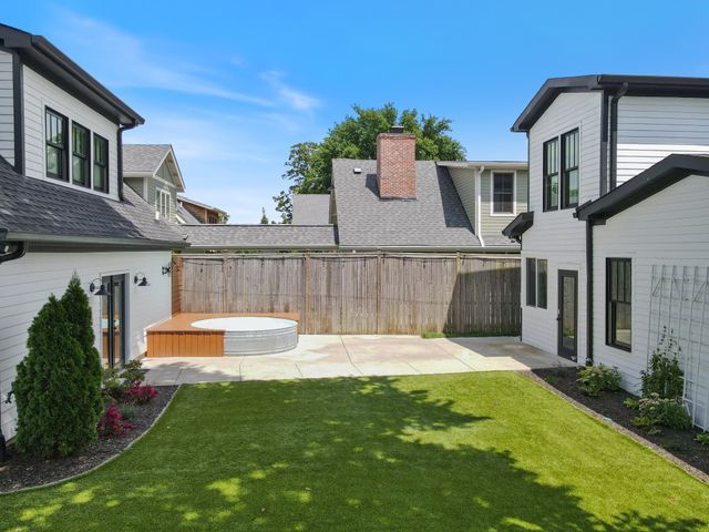 922 Lawrence Ave, Nashville, TN 37204