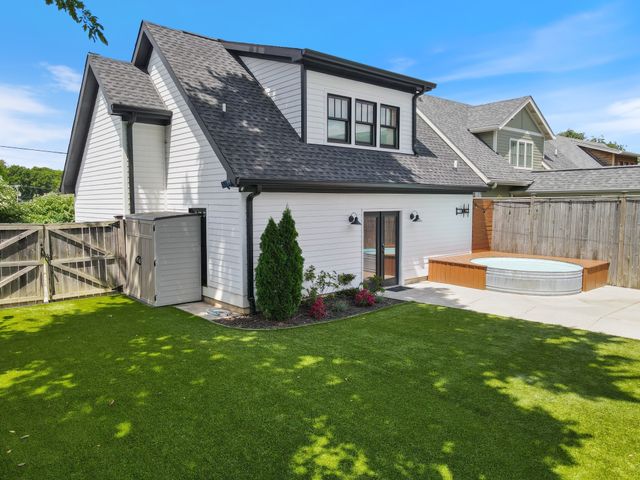 922 Lawrence Ave, Nashville, TN 37204