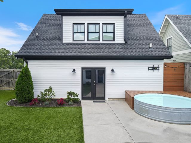 922 Lawrence Ave, Nashville, TN 37204