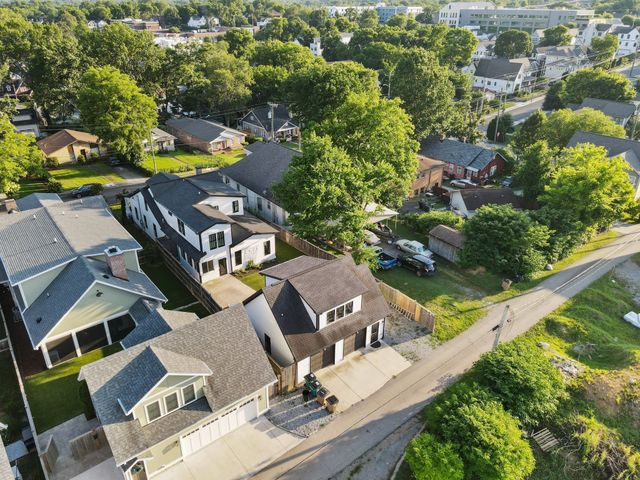 922 Lawrence Ave, Nashville, TN 37204