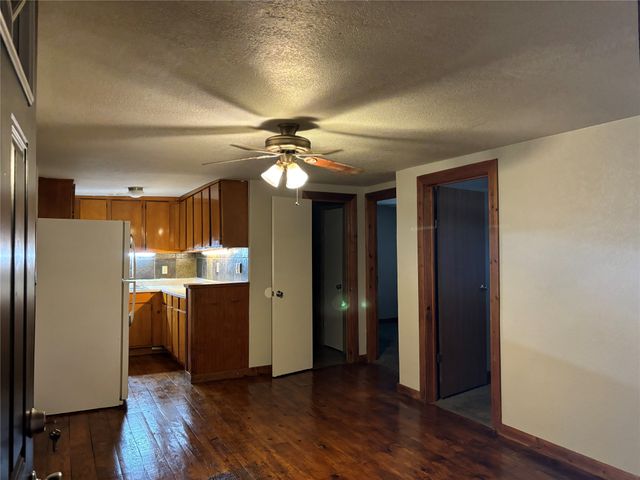 1705 Chris Craft Drive 4, Grapevine, TX 76051