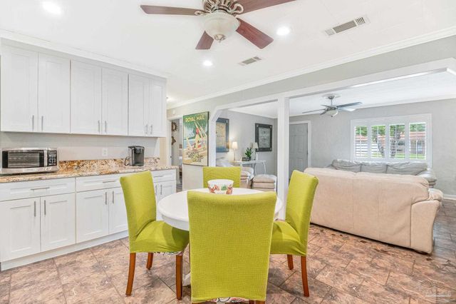 605 Lownde Ave, Pensacola, FL 32507