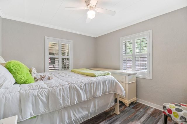 605 Lownde Ave, Pensacola, FL 32507
