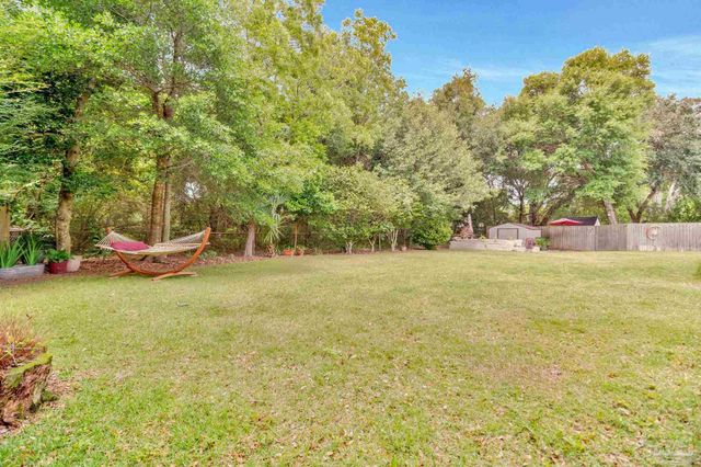 605 Lownde Ave, Pensacola, FL 32507