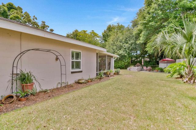 605 Lownde Ave, Pensacola, FL 32507