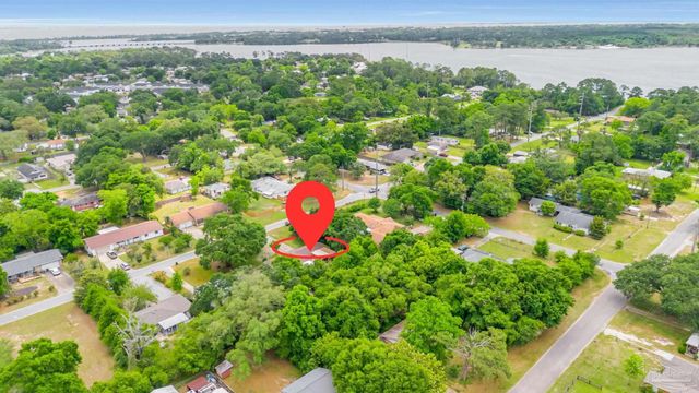 605 Lownde Ave, Pensacola, FL 32507