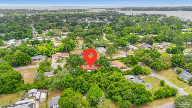 605 Lownde Ave, Pensacola, FL 32507