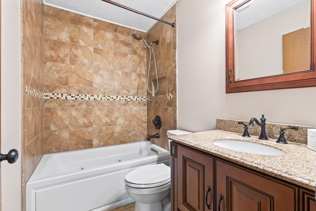 1520 Independence Avenue, Chaska, MN 55318