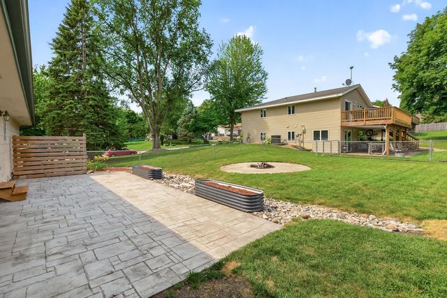 1520 Independence Avenue, Chaska, MN 55318
