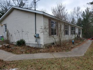 9113 N Kaderabek Trail, Eden Twp, MI 49644