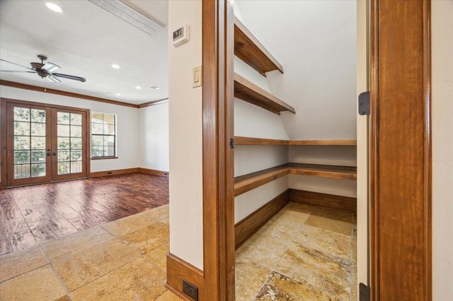 3614 Lancashire, Houston, TX 77027