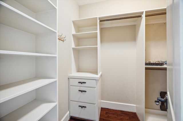 3614 Lancashire, Houston, TX 77027