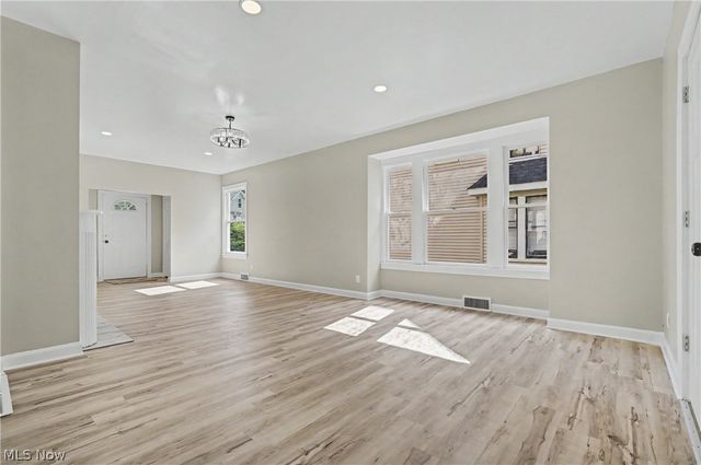 455 Scott Street NE, Warren, OH 44483
