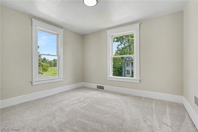 455 Scott Street NE, Warren, OH 44483