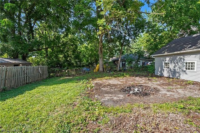 455 Scott Street NE, Warren, OH 44483
