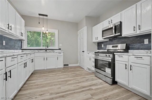 455 Scott Street NE, Warren, OH 44483
