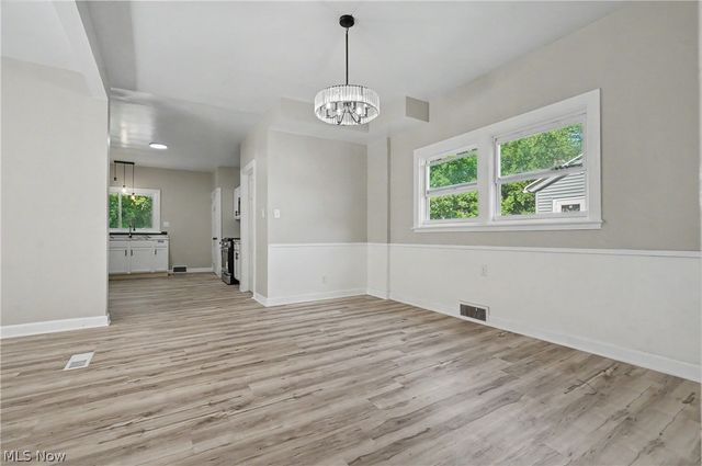 455 Scott Street NE, Warren, OH 44483