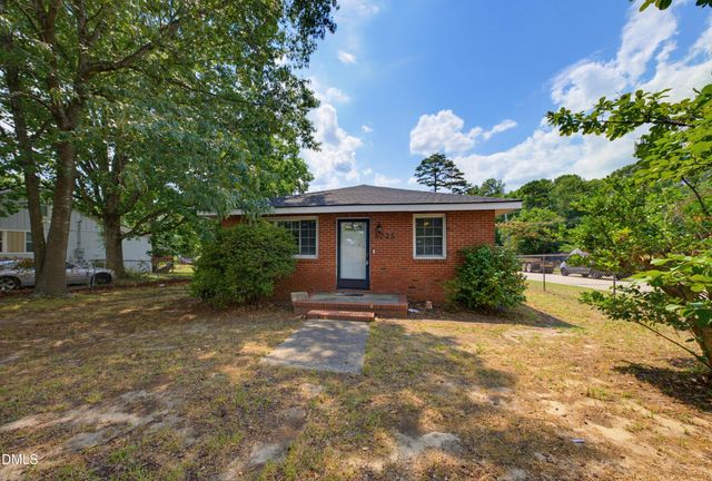 6225 Creedmoor Road, Raleigh, NC 27612