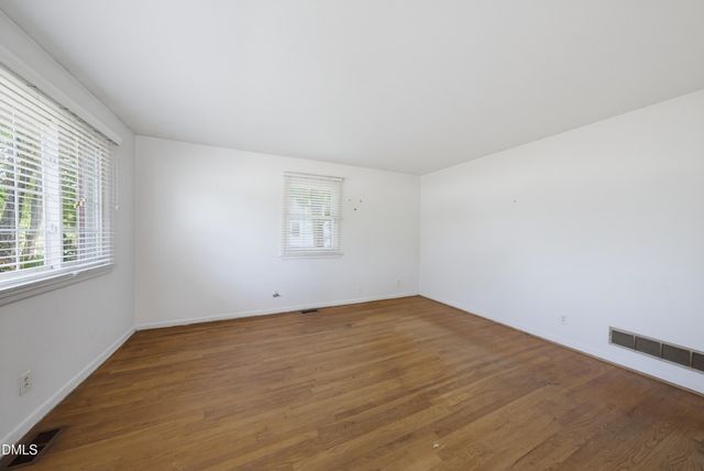 6225 Creedmoor Road, Raleigh, NC 27612