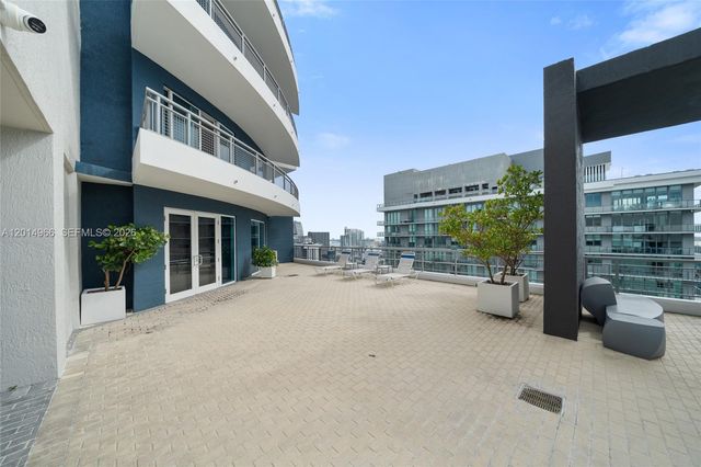 60 SW 13th St 4008, Miami, FL 33130
