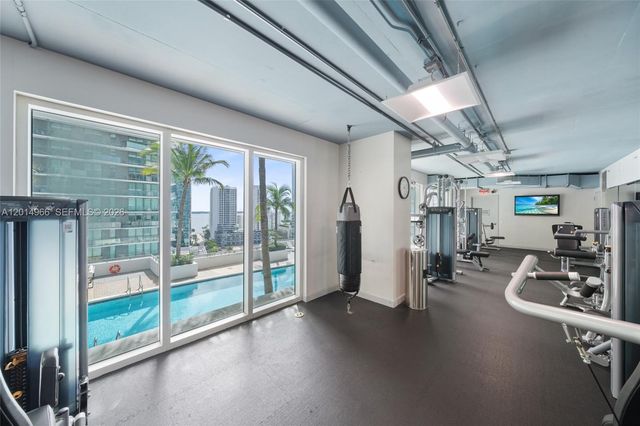 60 SW 13th St 4008, Miami, FL 33130