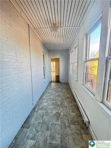 323 8th Street North 2F, Allentown City, PA 18102