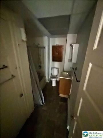 323 8th Street North 2F, Allentown City, PA 18102