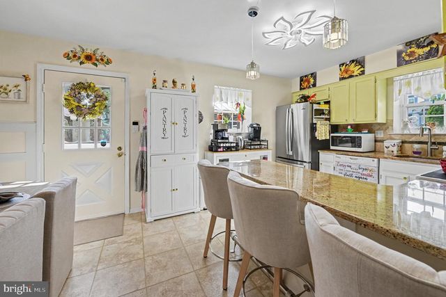 2496 DRAGON CIR, West Norriton, PA 19403