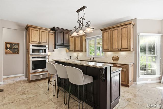 207 Knollhaven Trail, O'fallon, IL 62269