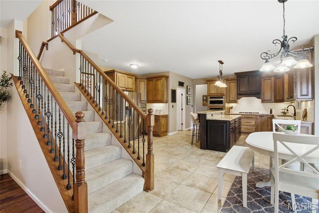 207 Knollhaven Trail, O'fallon, IL 62269