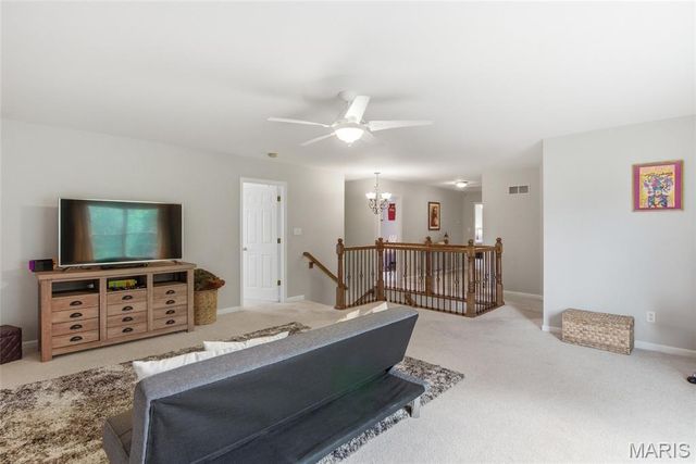 207 Knollhaven Trail, O'fallon, IL 62269