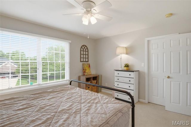 207 Knollhaven Trail, O'fallon, IL 62269