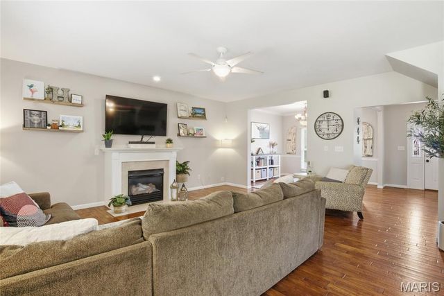 207 Knollhaven Trail, O'fallon, IL 62269