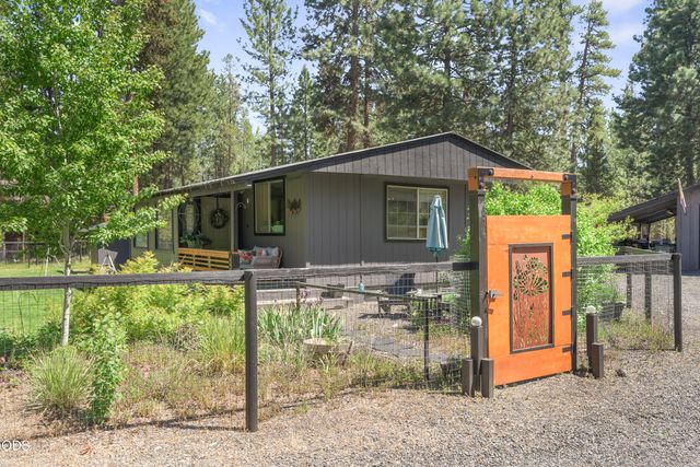 14773 N North Sugar Pine Way, La Pine, OR 97739