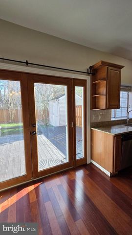 7114 WESTFIELD CT, Alexandria, VA 22306