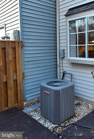 7114 WESTFIELD CT, Alexandria, VA 22306