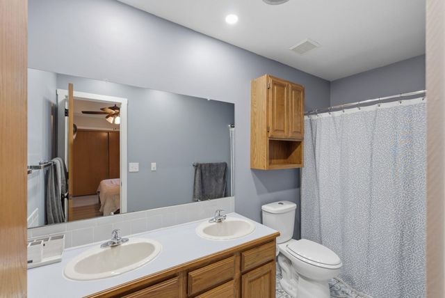 1535 N Chambers Ct, Wichita, KS 67212