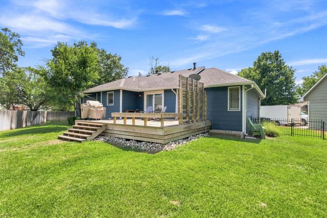 1535 N Chambers Ct, Wichita, KS 67212