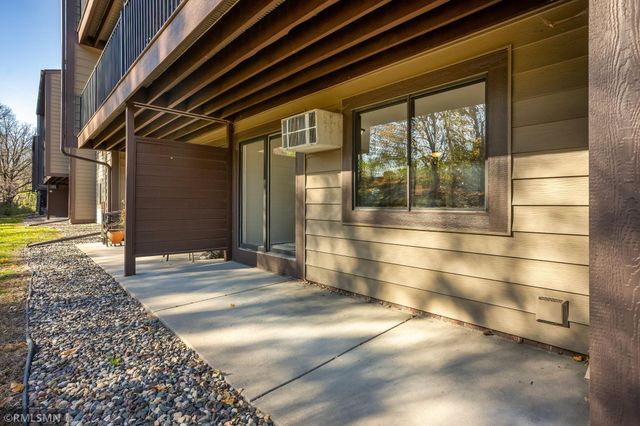 7501 W 101st Street 112, Bloomington, MN 55438