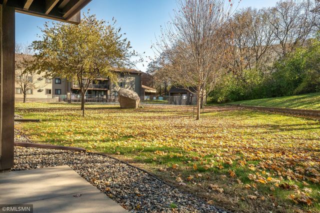 7501 W 101st Street 112, Bloomington, MN 55438
