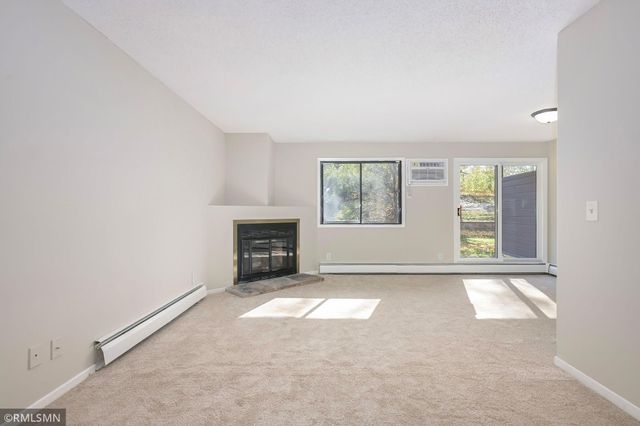 7501 W 101st Street 112, Bloomington, MN 55438