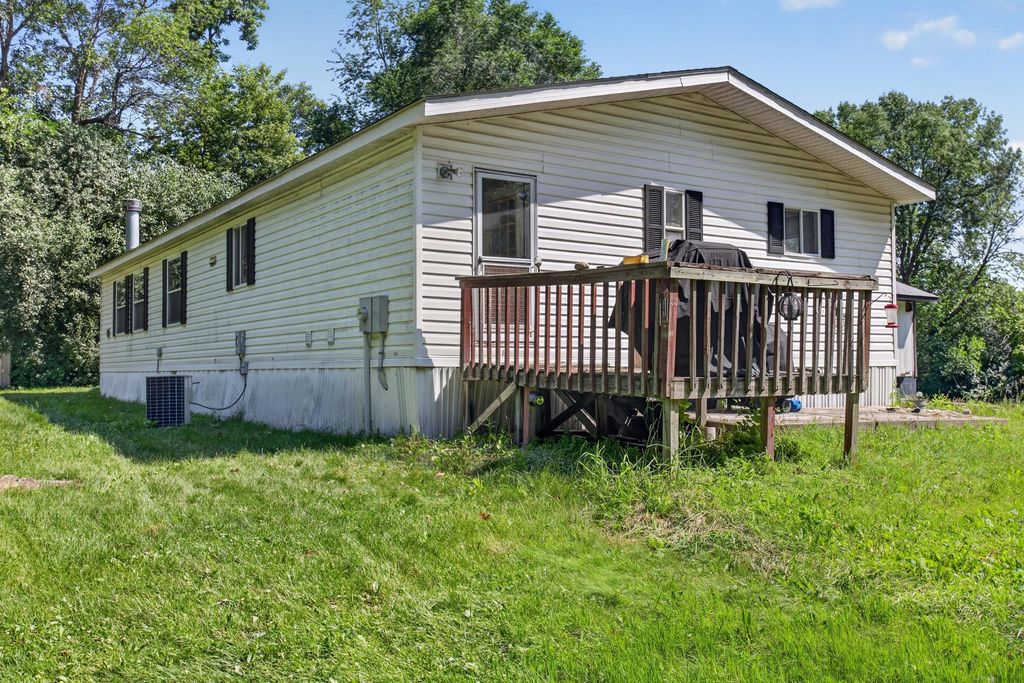 8834 Hamilton Avenue NE, Monticello, MN 55362 — photo 5