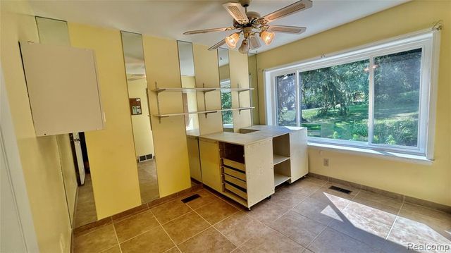 43095 Whisper Court, Northville, MI 48168