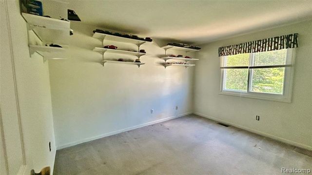 43095 Whisper Court, Northville, MI 48168